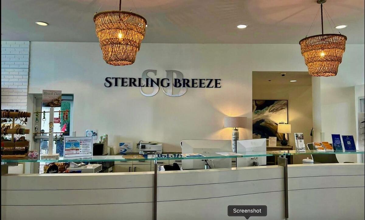 Sterling Breeze 406 Apartment